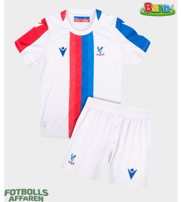 Crystal Palace Tredjeställ Barn 2025-26 Kortärmad (+ Korta byxor)
